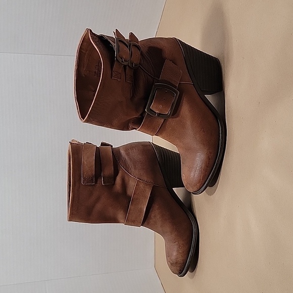 Lucky Brand, Size 7.5M Brown Leather Ankle Boots, Triple Buckle Accents - Picture 2 of 8